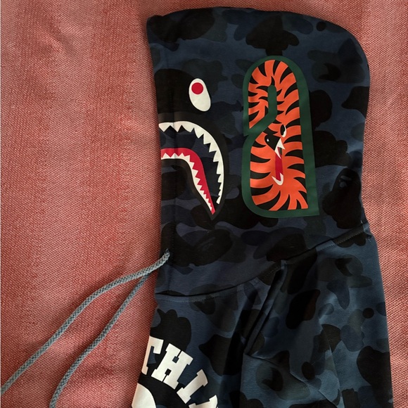 A Bathing Ape Camo Hoodie - Picture 5 of 5